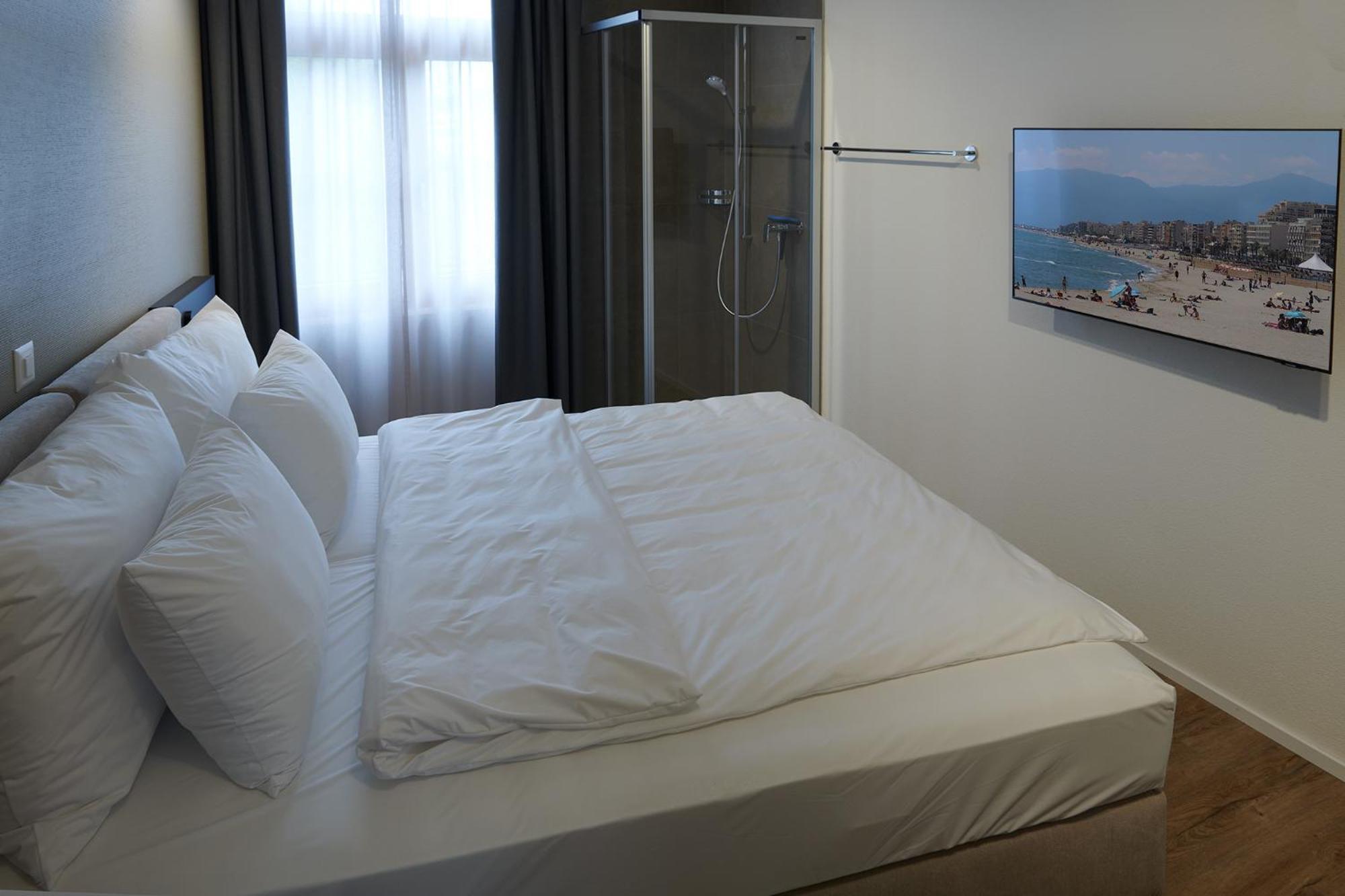 Hotel Jaeger Jeuss - Murten - Self-Check-In Экстерьер фото
